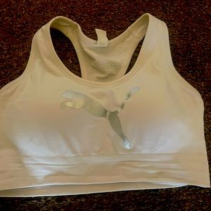 Puma sports bra size medium, with removable pads